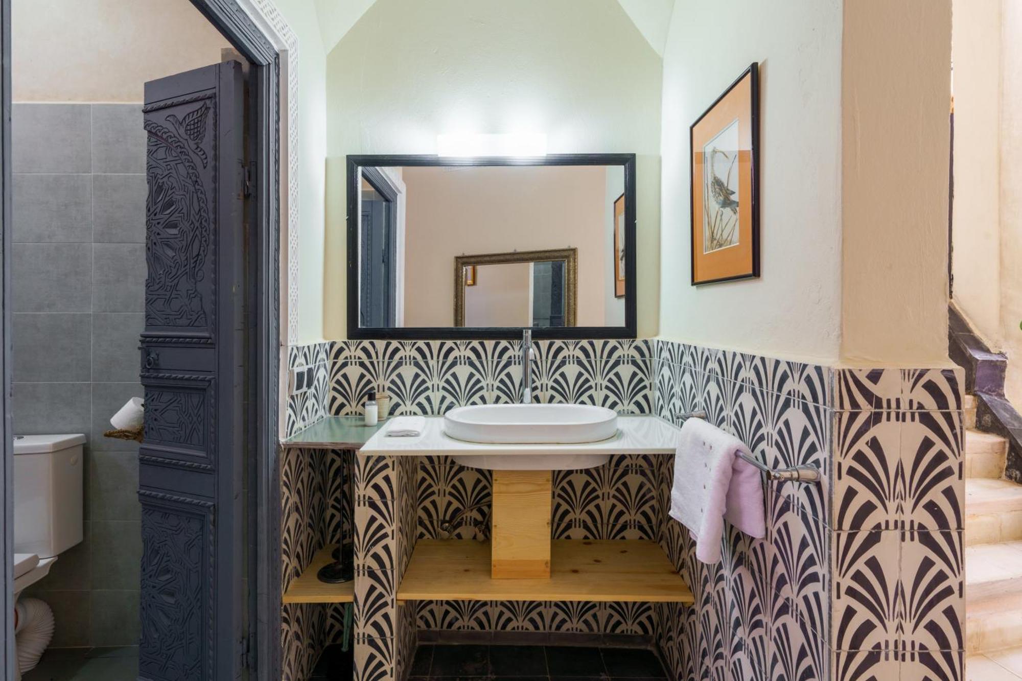 Riad 4 Chambres - Piscine & Petit Dejeuner Gratuit - Wifi Fibre Optique 马拉喀什 外观 照片